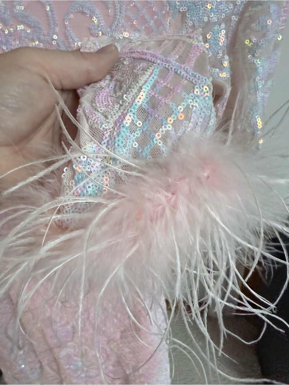 Blondie Nites Iridescent Pink Sequin Mini Dress sz 7 sheer feather cuff sleeves - Picture 8 of 16
